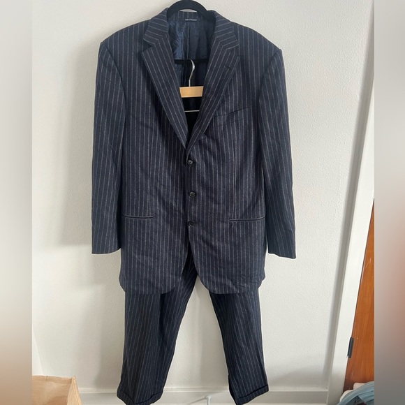 Ermenegildo Zegna Navy Wool Suit, size XL (54-56) - Picture 2 of 12